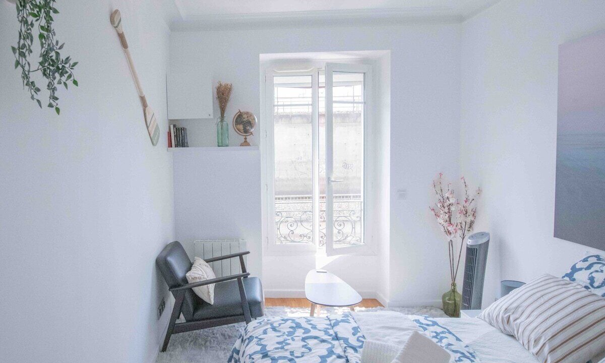 Photo of Bedroom in 12th Arrondissement