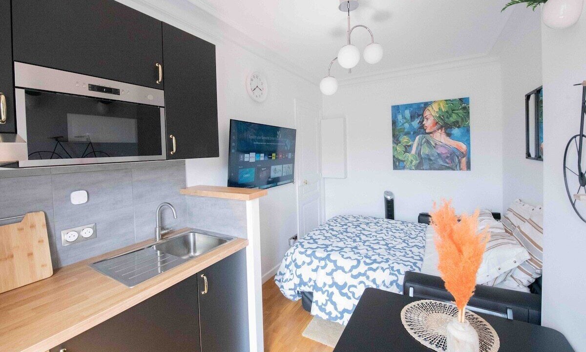 Photo of Bedroom in 12th Arrondissement