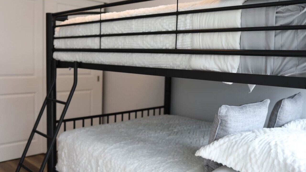 Photo of Bedroom in Grand Bend