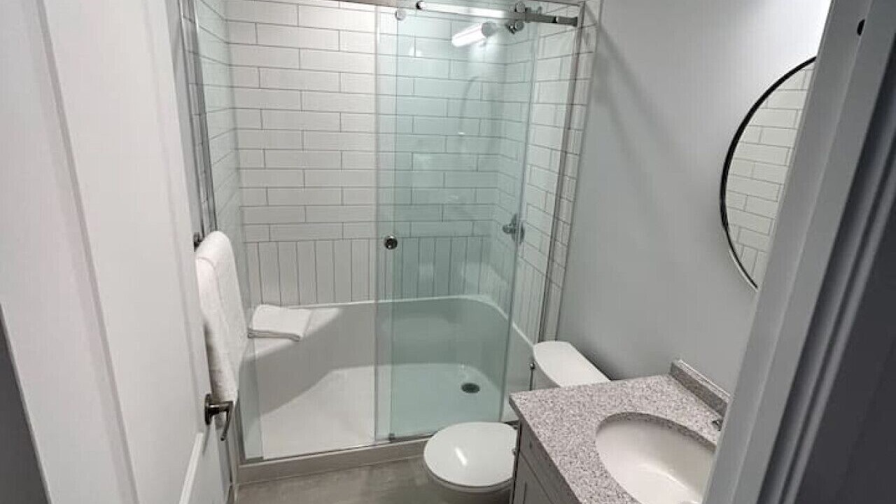 Photo of Bathroom in Grand Bend