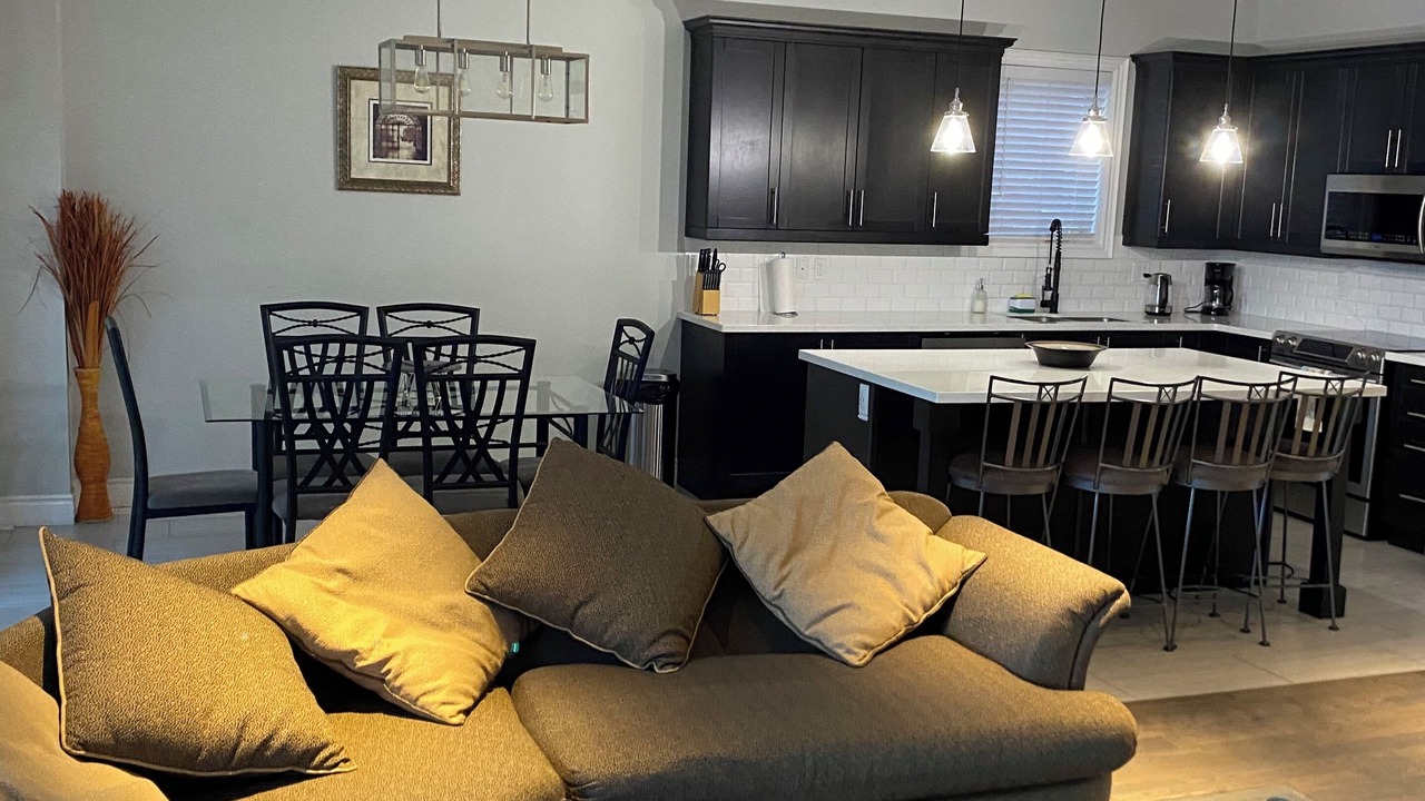 Photo of Livingroom in Barrie