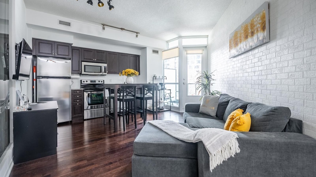 Photo of Livingroom in Fort York
