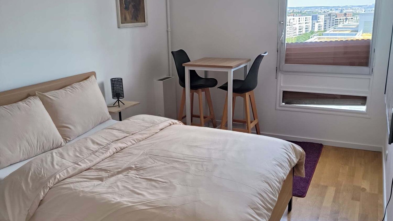 Photo of Bedroom in Bobigny