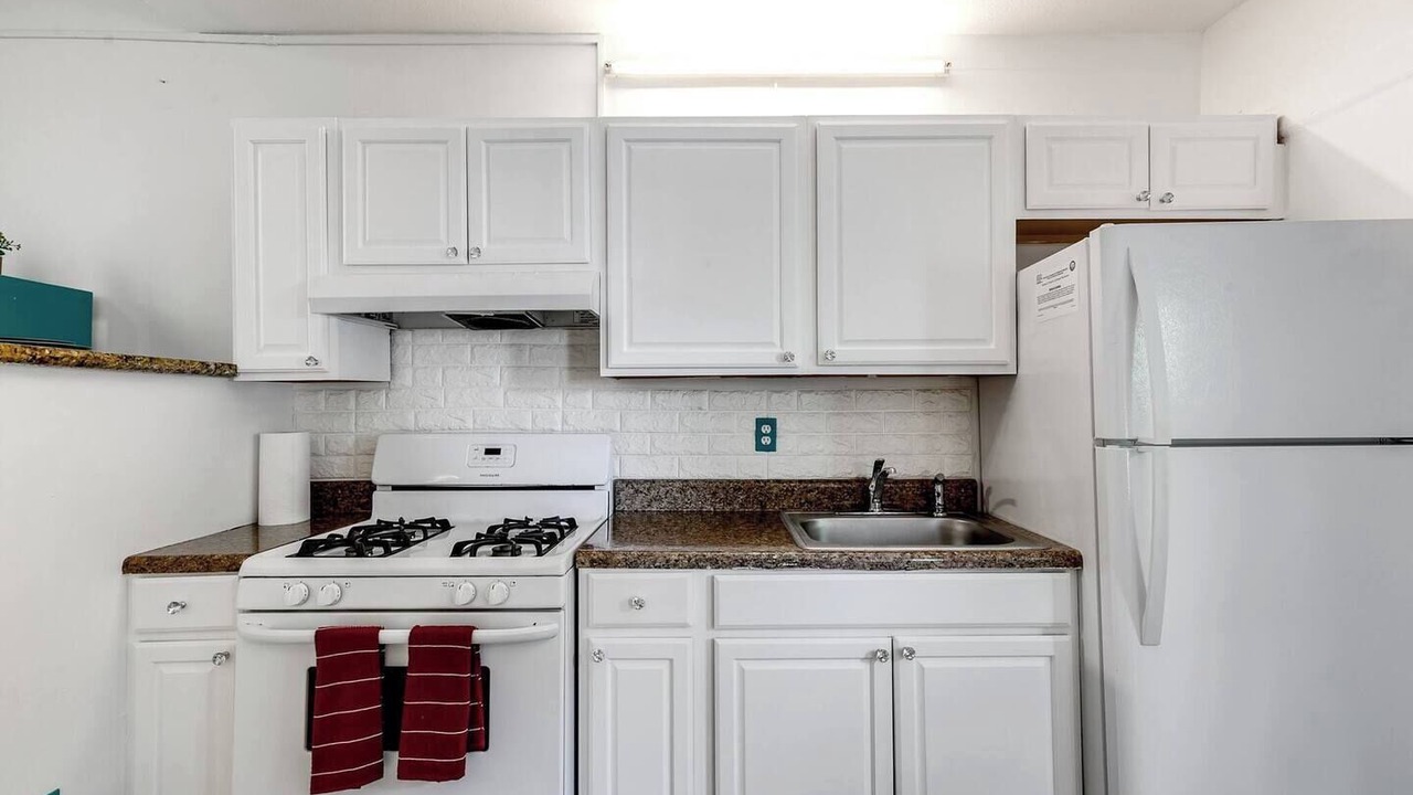 Photo of Kitchen in Royal Poinciana
