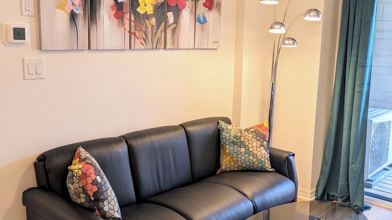 Photo of Livingroom in Newmarket