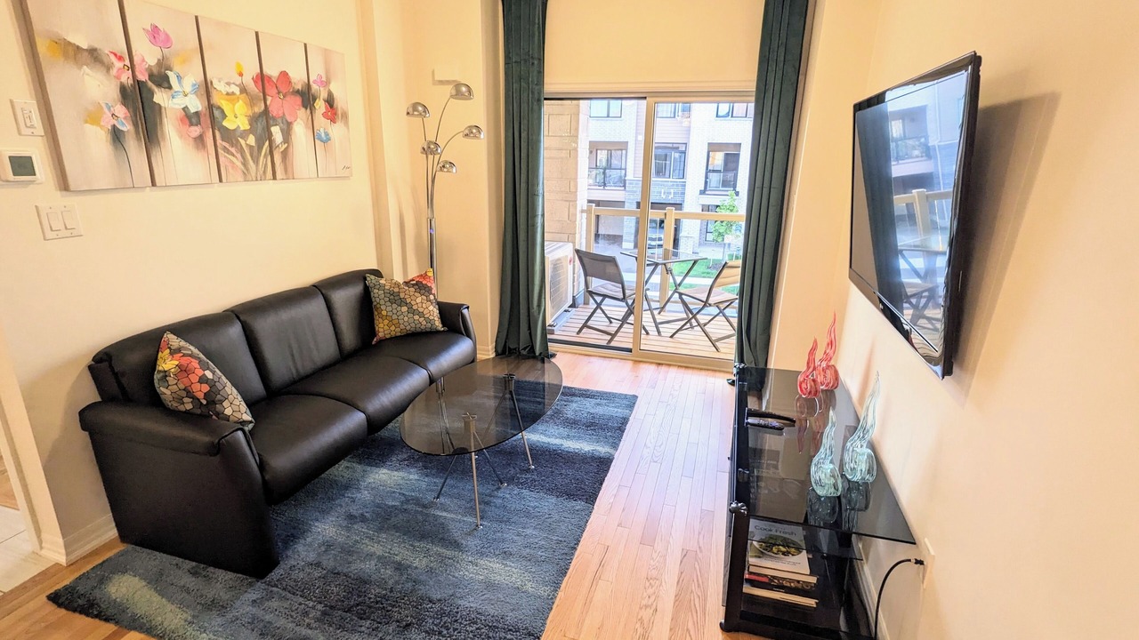 Photo of Livingroom in Newmarket