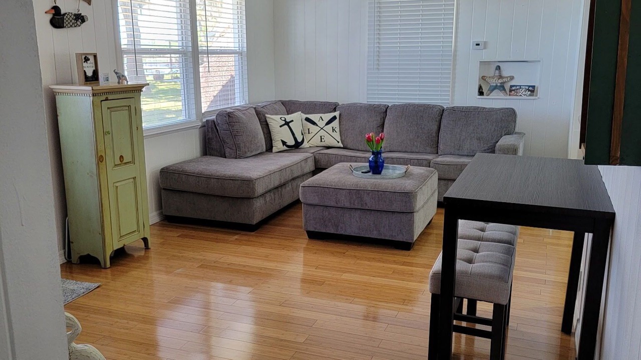 Photo of Livingroom in Highland
