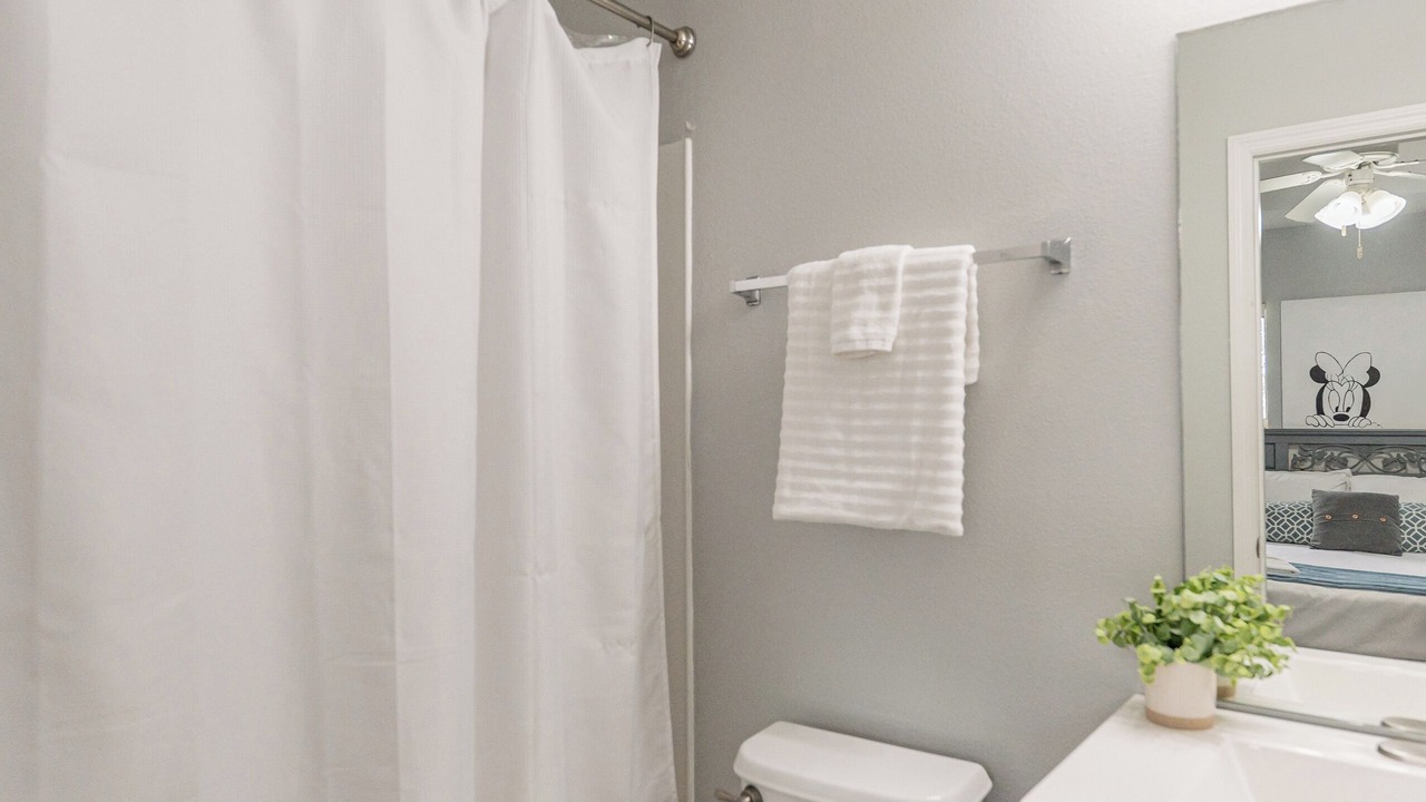 Photo of Bathroom in Crestwynd Bay