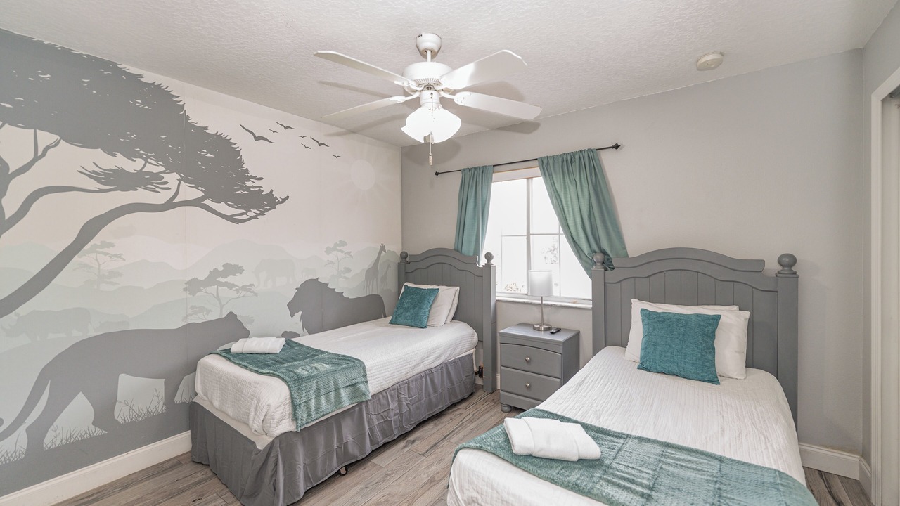 Photo of Bedroom in Crestwynd Bay