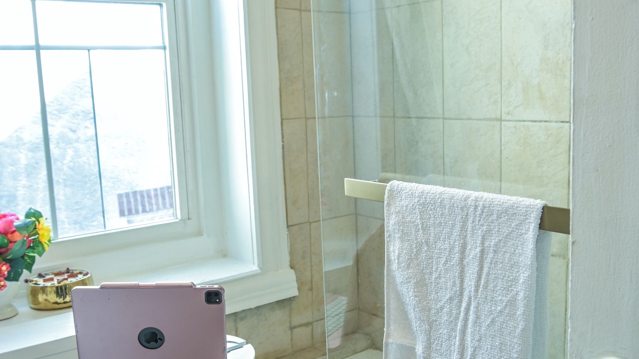 Photo of Bathroom in Penn-Knox