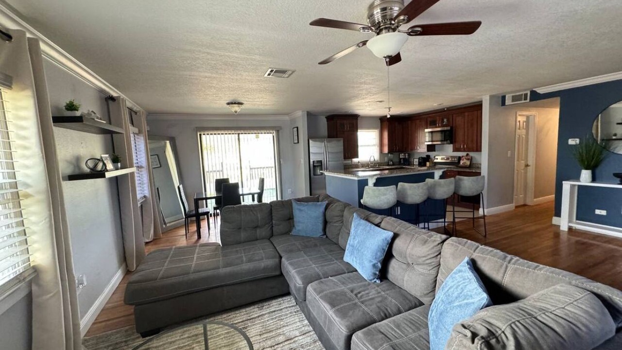 Photo of Livingroom in Pine Hills