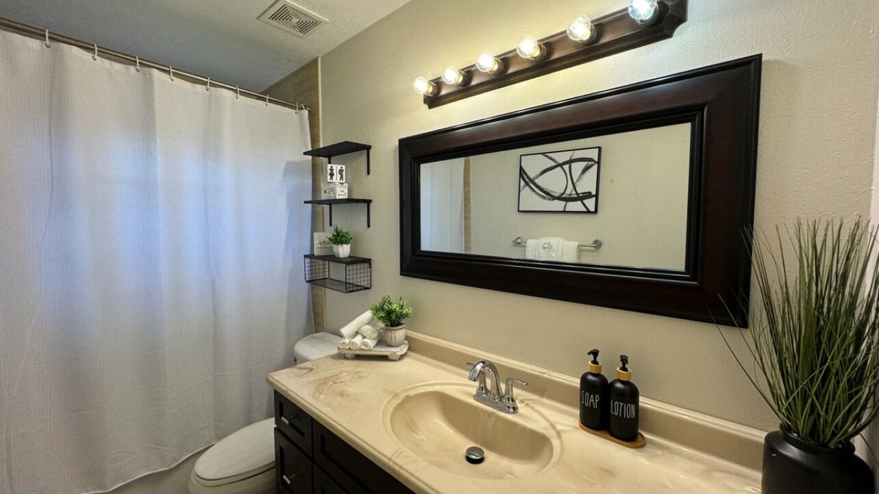 Photo of Bathroom in Pine Hills