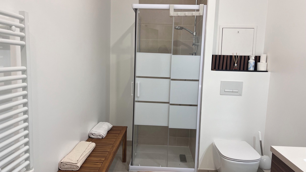 Photo of Bathroom in Bussy-Saint-Georges