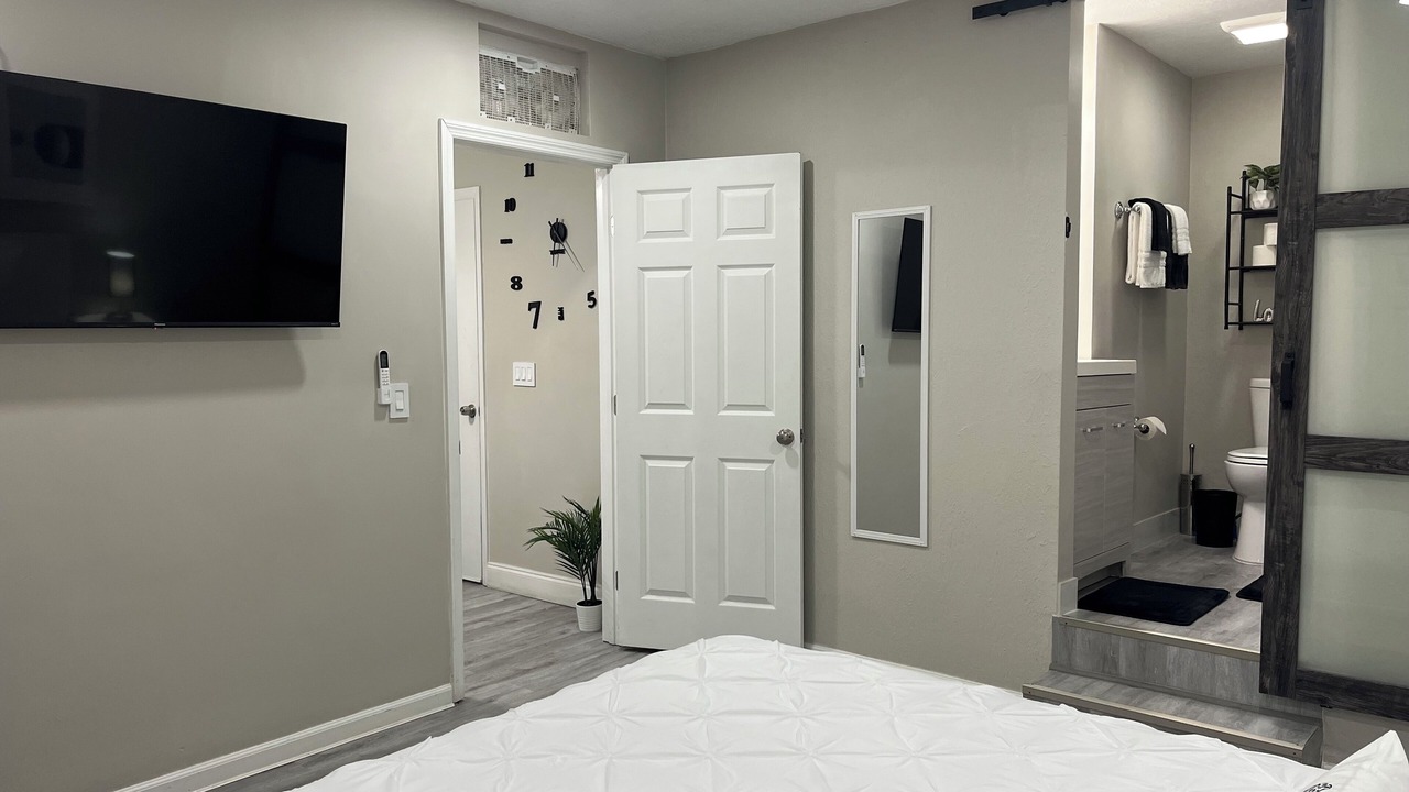Photo of Bedroom in Buena Ventura Lakes