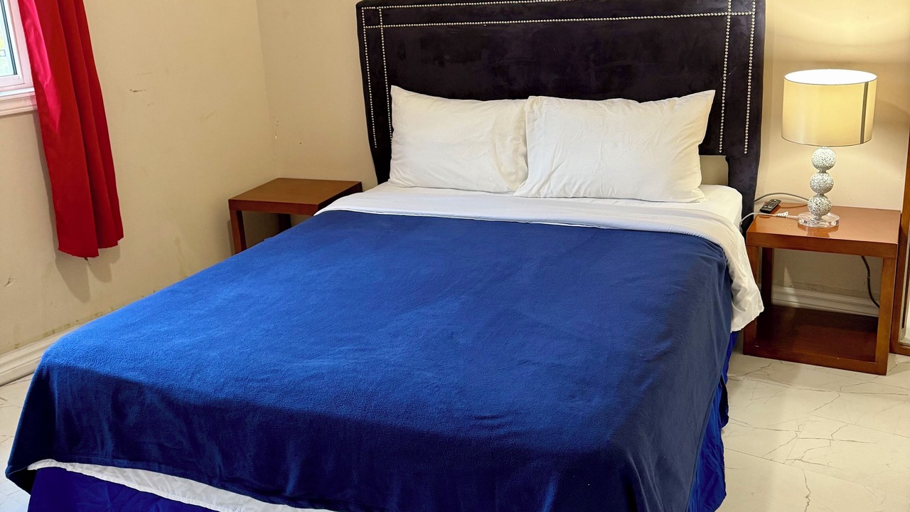 Photo of Bedroom in Gravenhurst