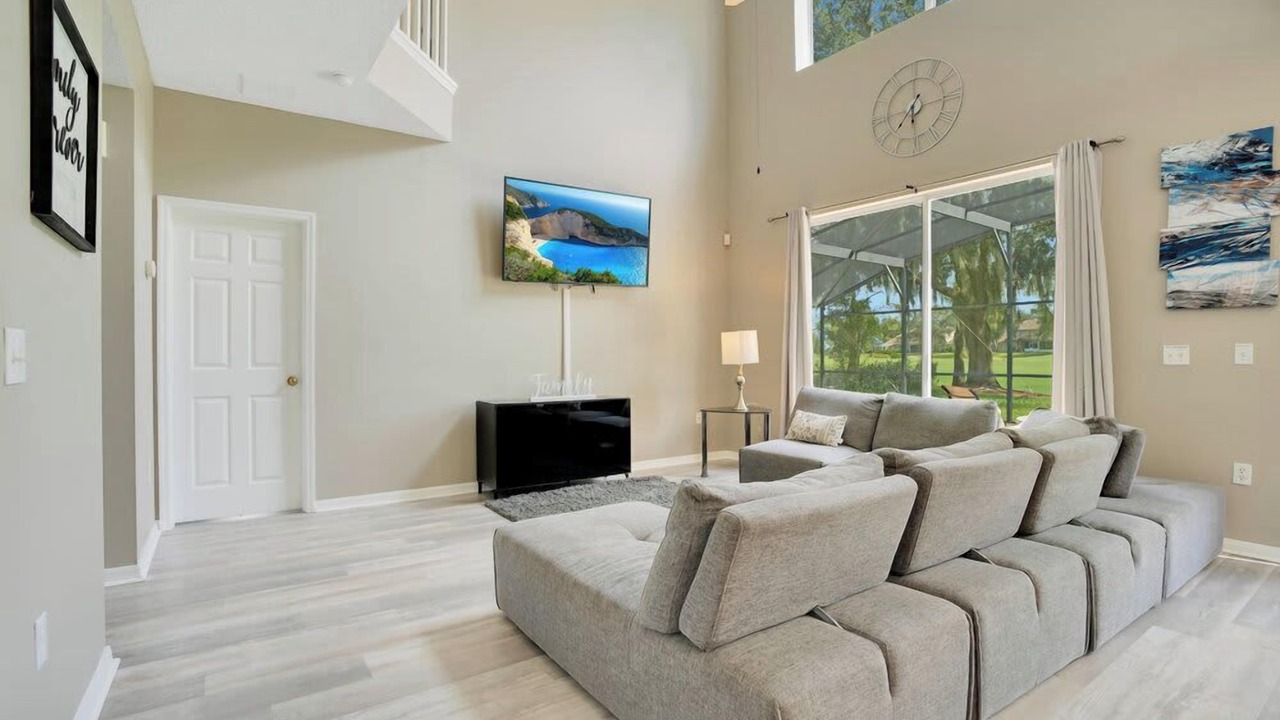 Photo of Livingroom in Haines City