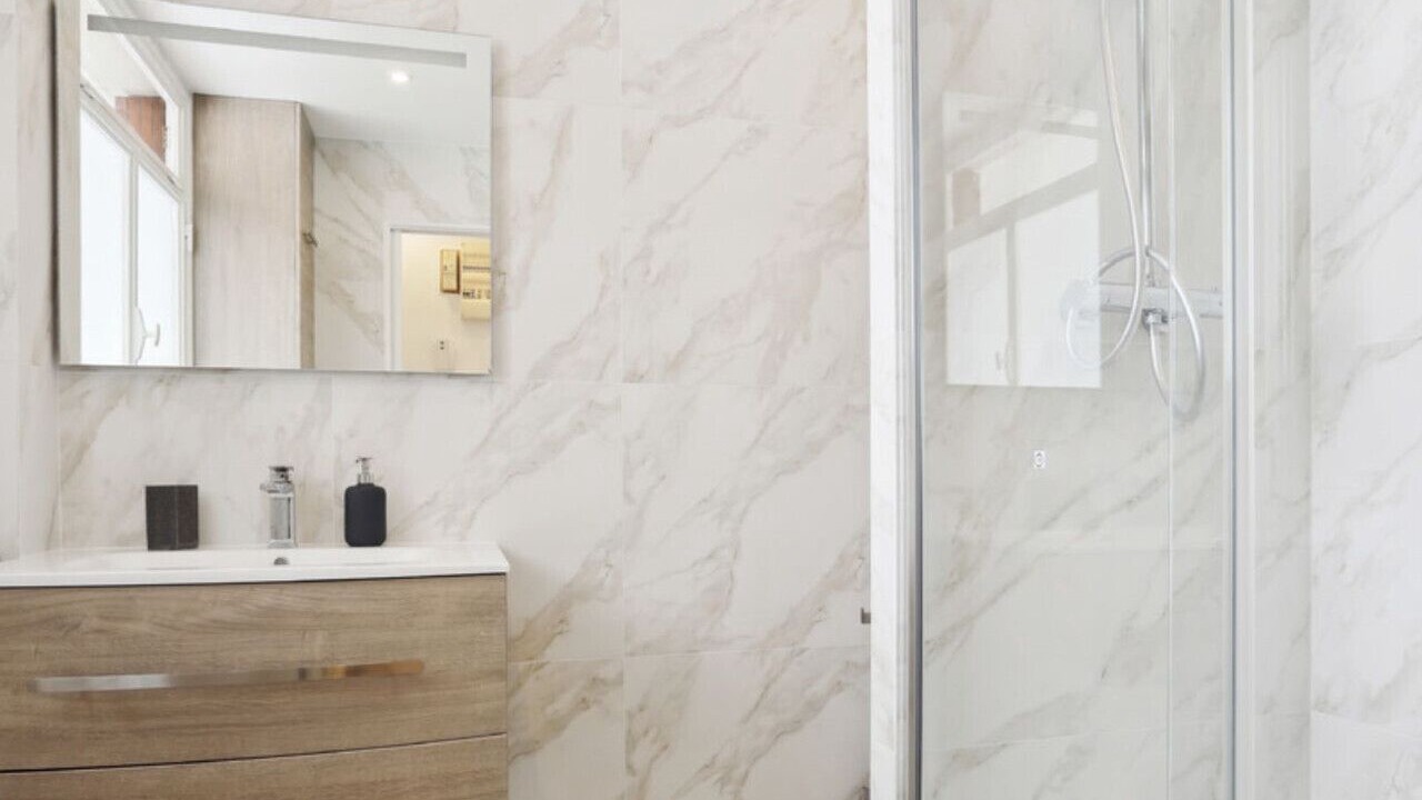 Photo of Bathroom in Republique–Point-du-Jour