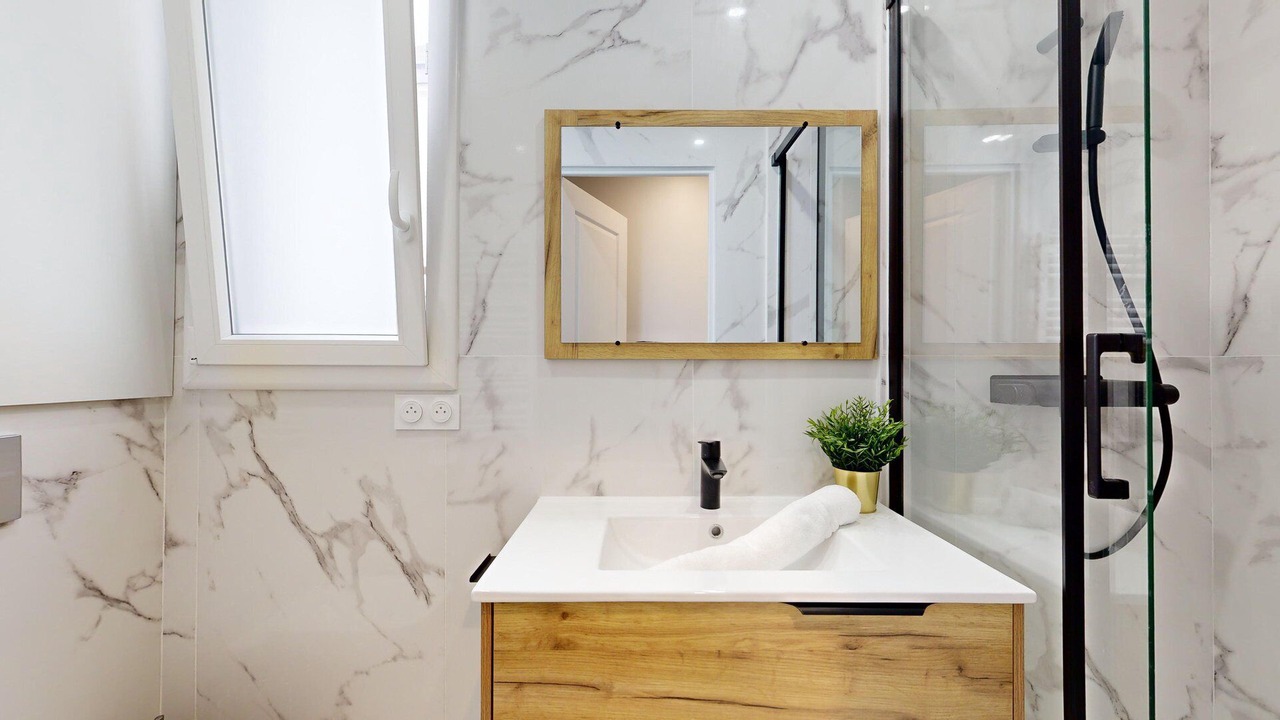Photo of Bathroom in Marais