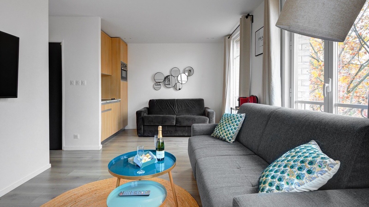 Photo of Livingroom in Quartier de la Salpetriere