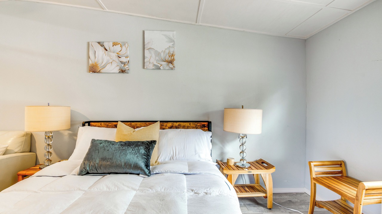 Photo of Bedroom in Alhambra Villas