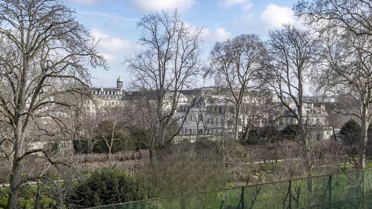 Photo of Others in Quartier des Invalides