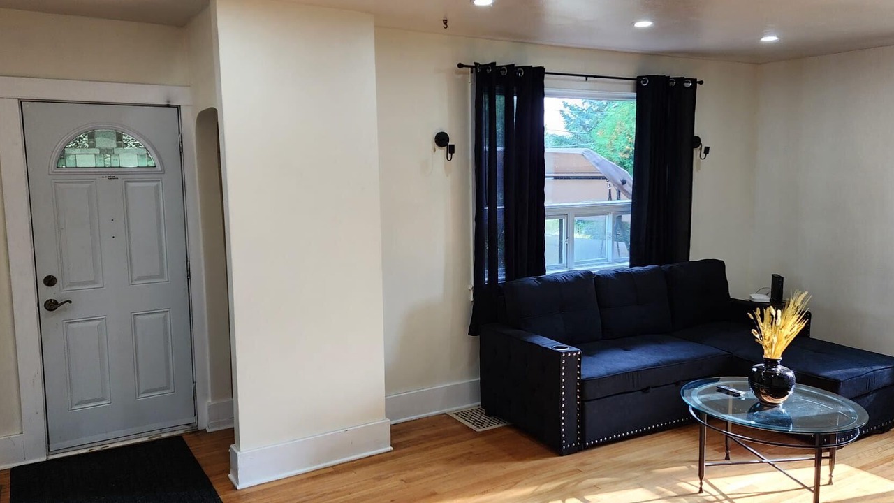Photo of Livingroom in Cardinal