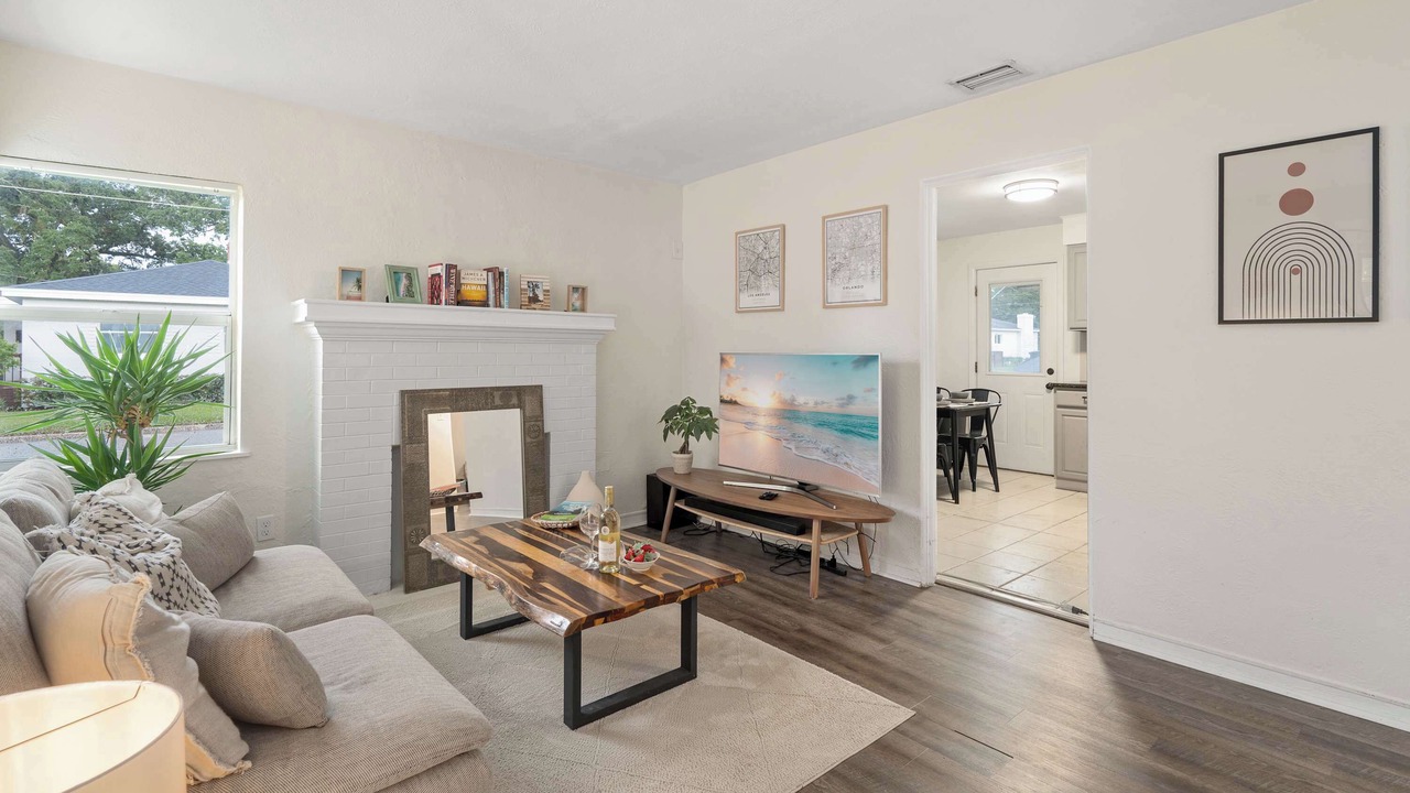 Photo of Livingroom in College Park