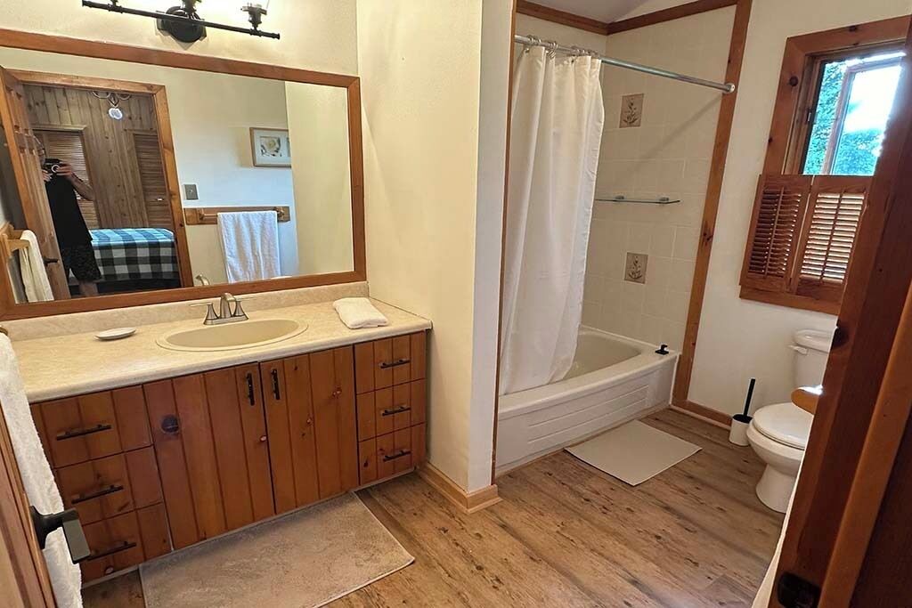Photo of Bathroom in The Blue Mountains