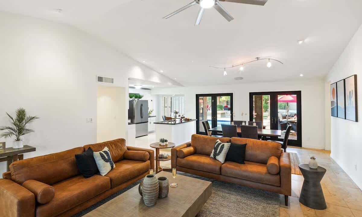 Photo of Livingroom in Shea North Estates