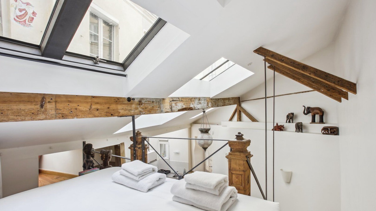 Photo of Bedroom in 8th Arrondissement
