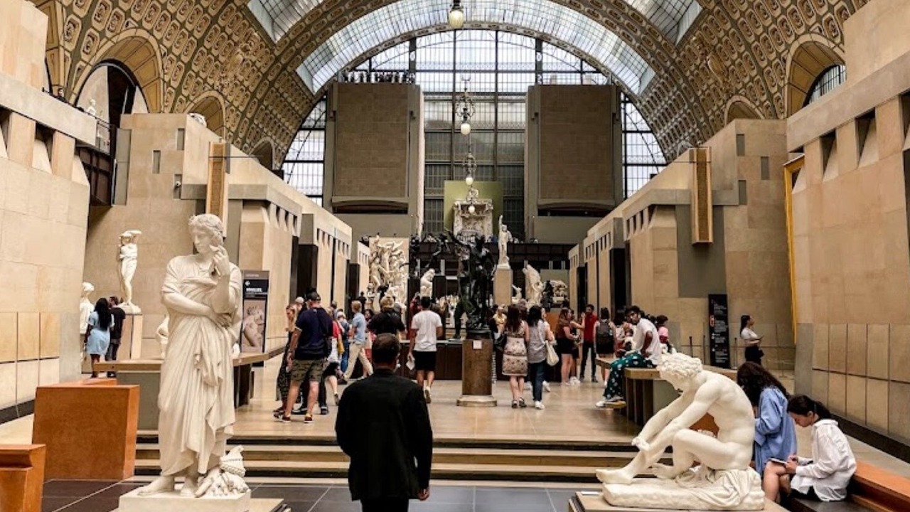 Photo of Others in 8th Arrondissement