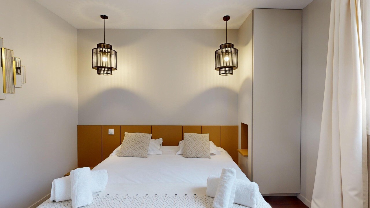 Photo of Bedroom in 13th Arrondissement
