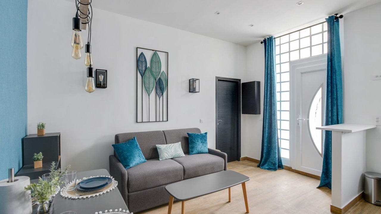 Photo of Livingroom in 12th Arrondissement