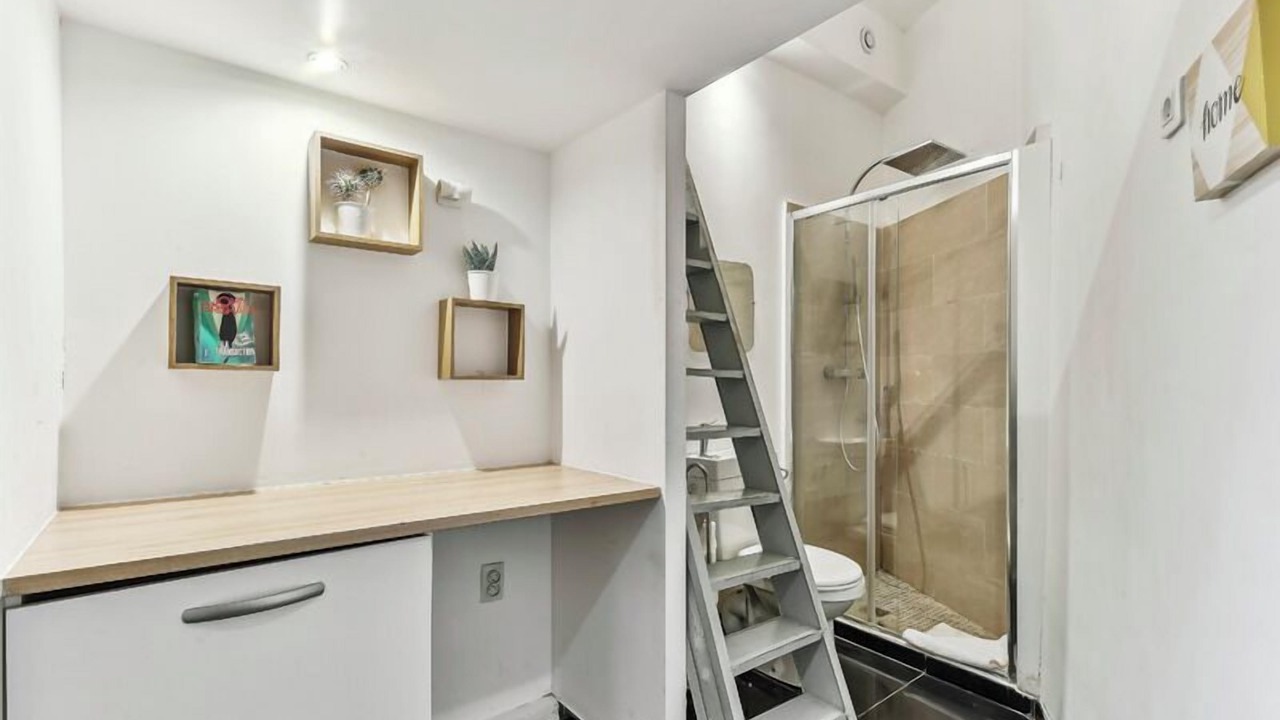 Photo of Bathroom in 9th Arrondissement