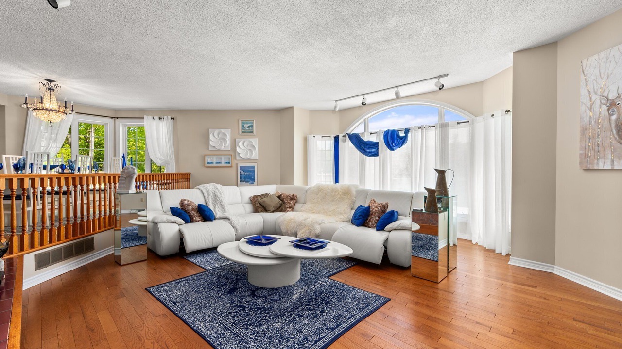 Photo of Livingroom in Bancroft