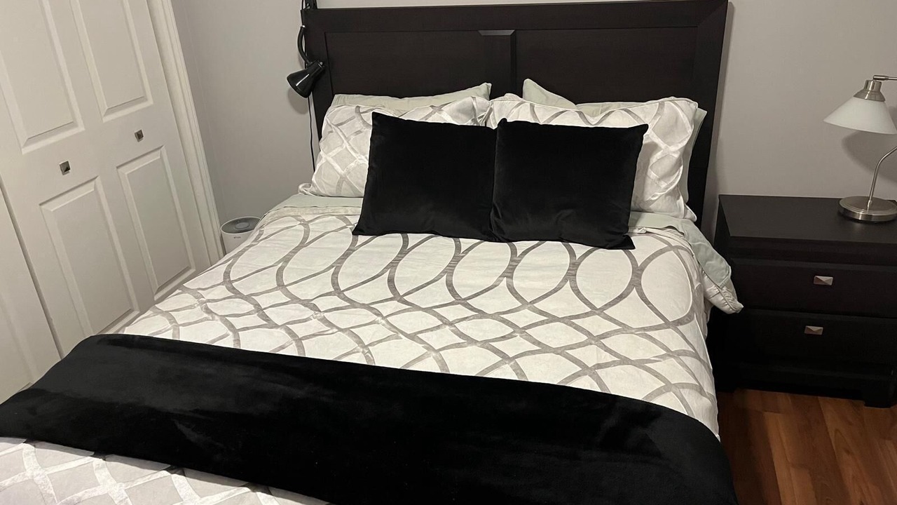Photo of Bedroom in Armour
