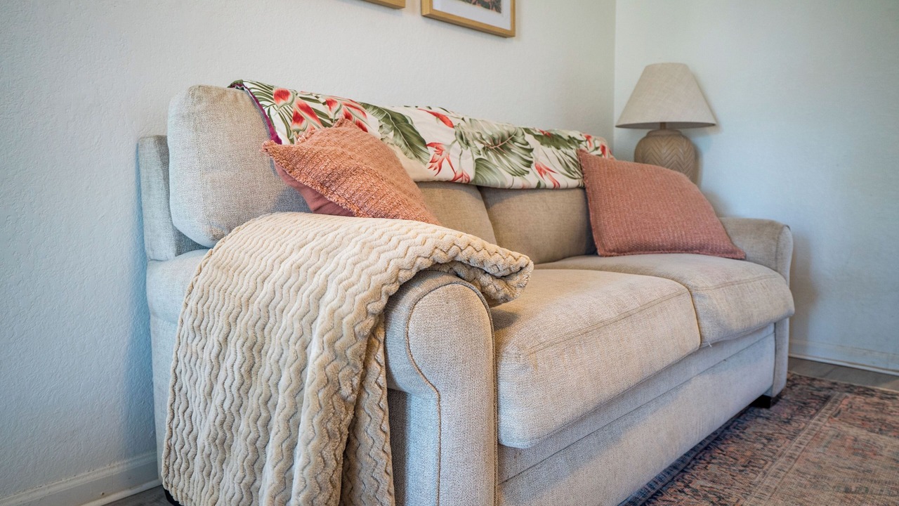 Photo of Livingroom in Walker's Island