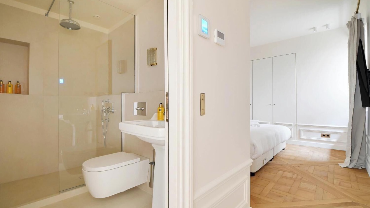 Photo of Bathroom in Les Halles