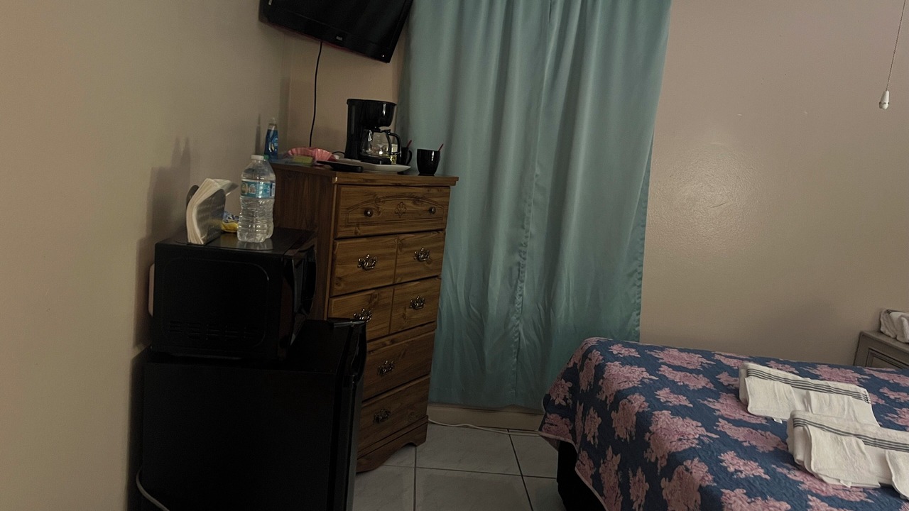 Photo of Bedroom in Buena Ventura Lakes