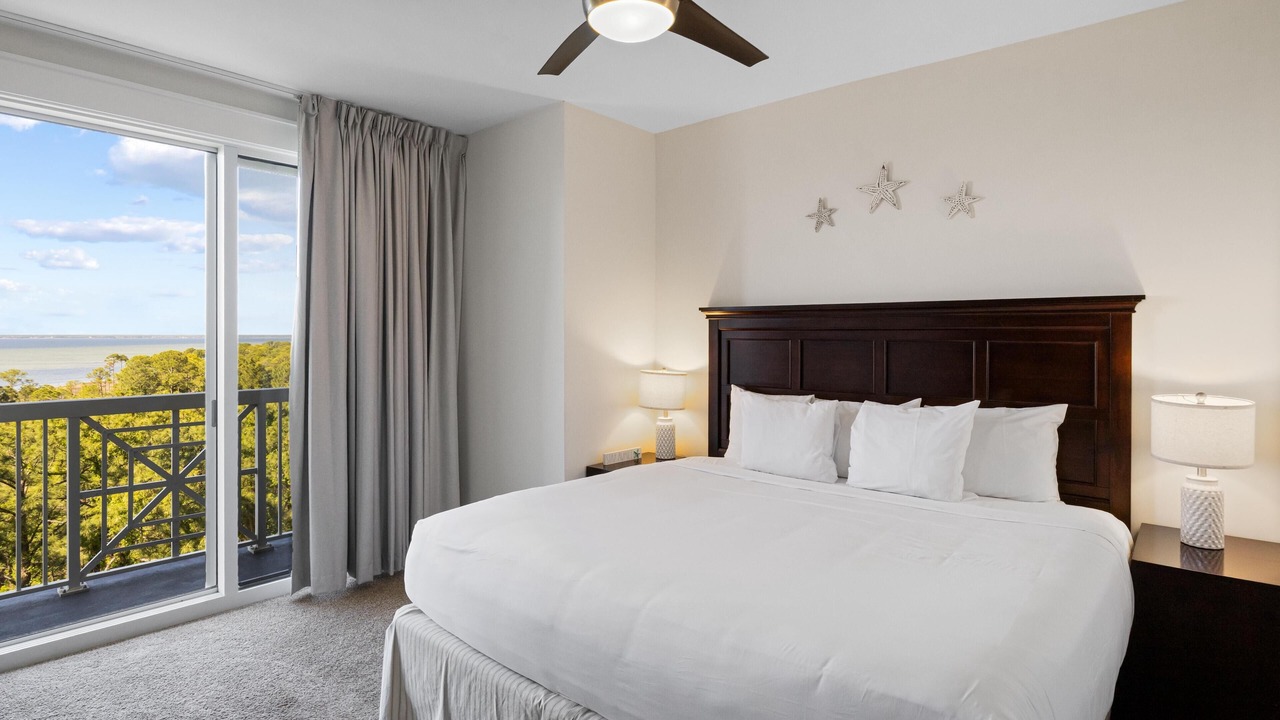 Photo of Bedroom in Baytowne Wharf