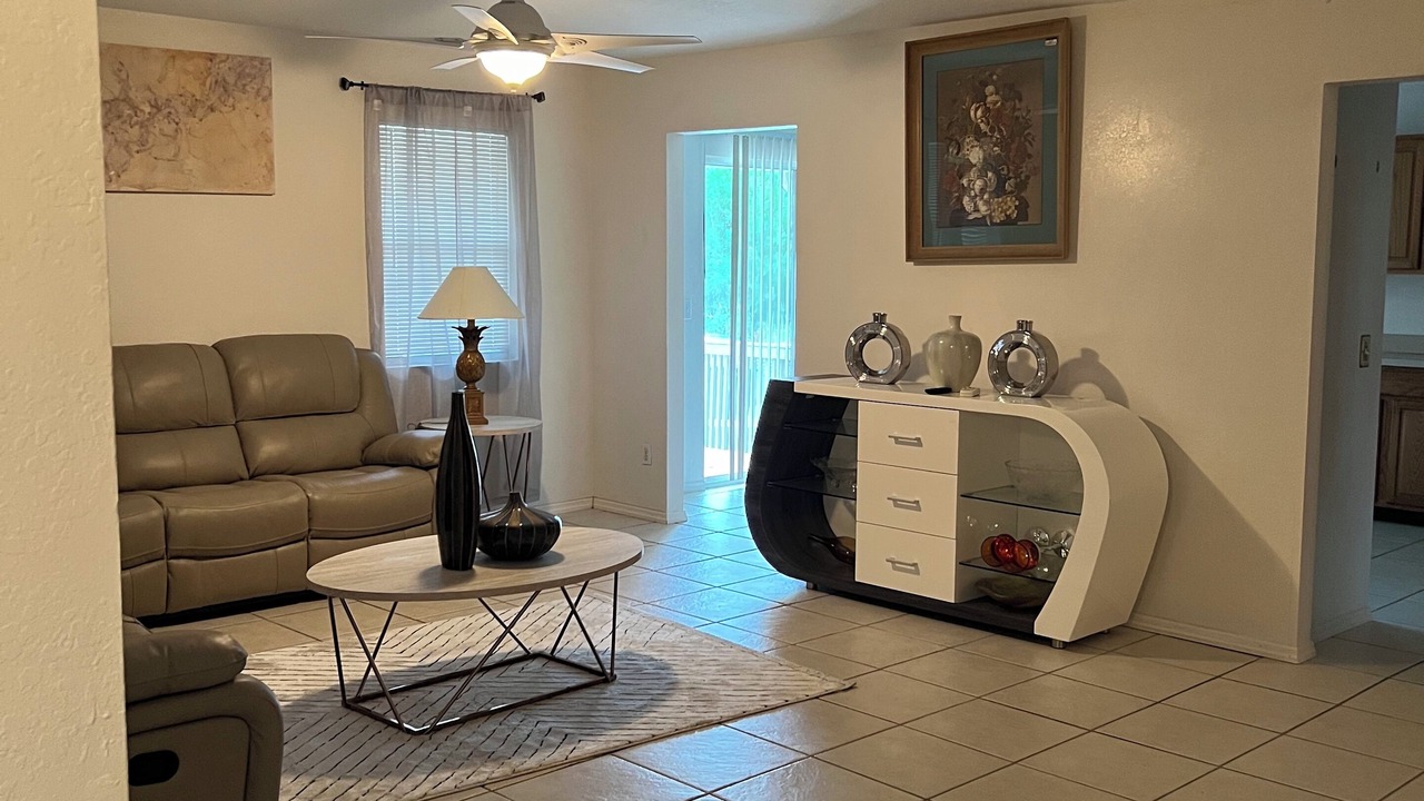 Photo of Livingroom in Wimauma