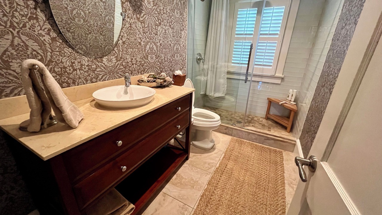 Photo of Bathroom in Edgewood