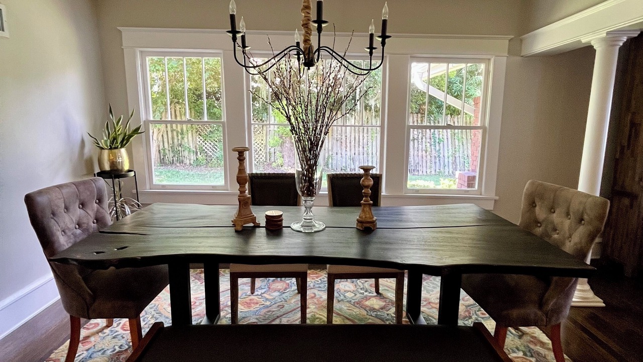 Photo of Livingroom in Edgewood