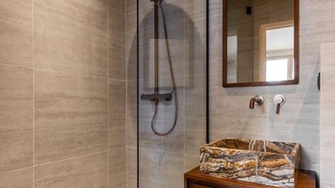 Photo of Bathroom in Paris City Center