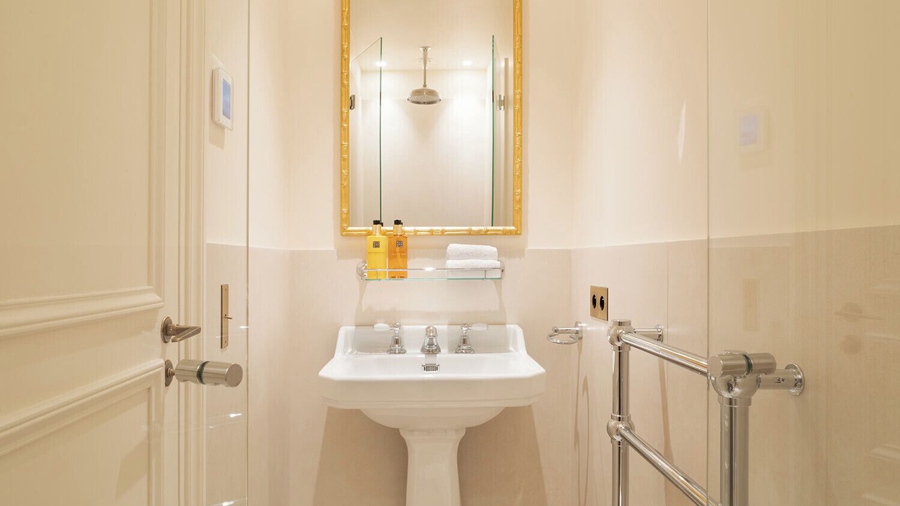 Photo of Bathroom in Les Halles