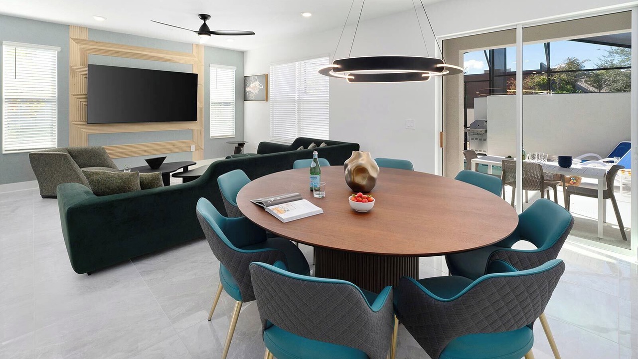 Photo of Livingroom in Florida Center