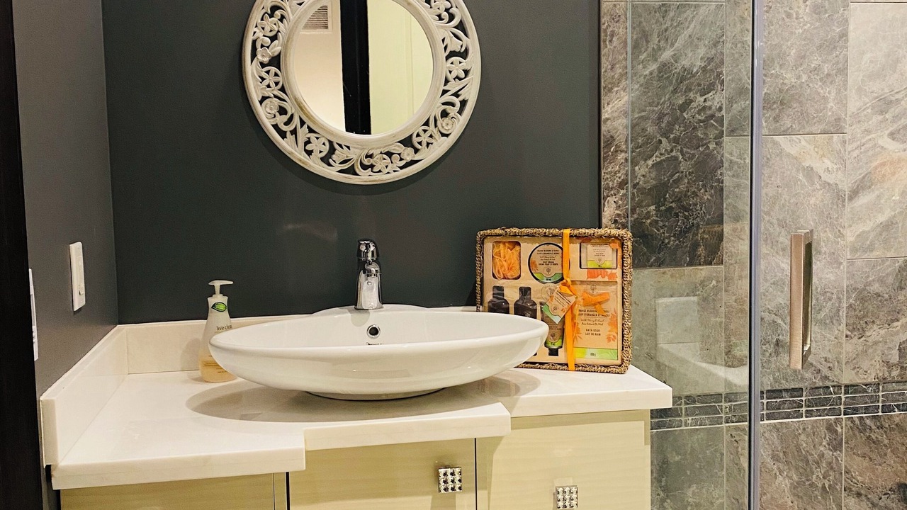 Photo of Bathroom in Clearview