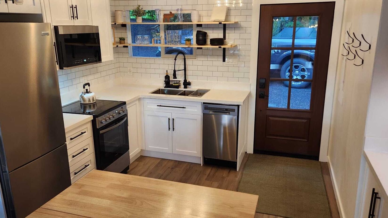 Photo of Kitchen in Georgian Bay