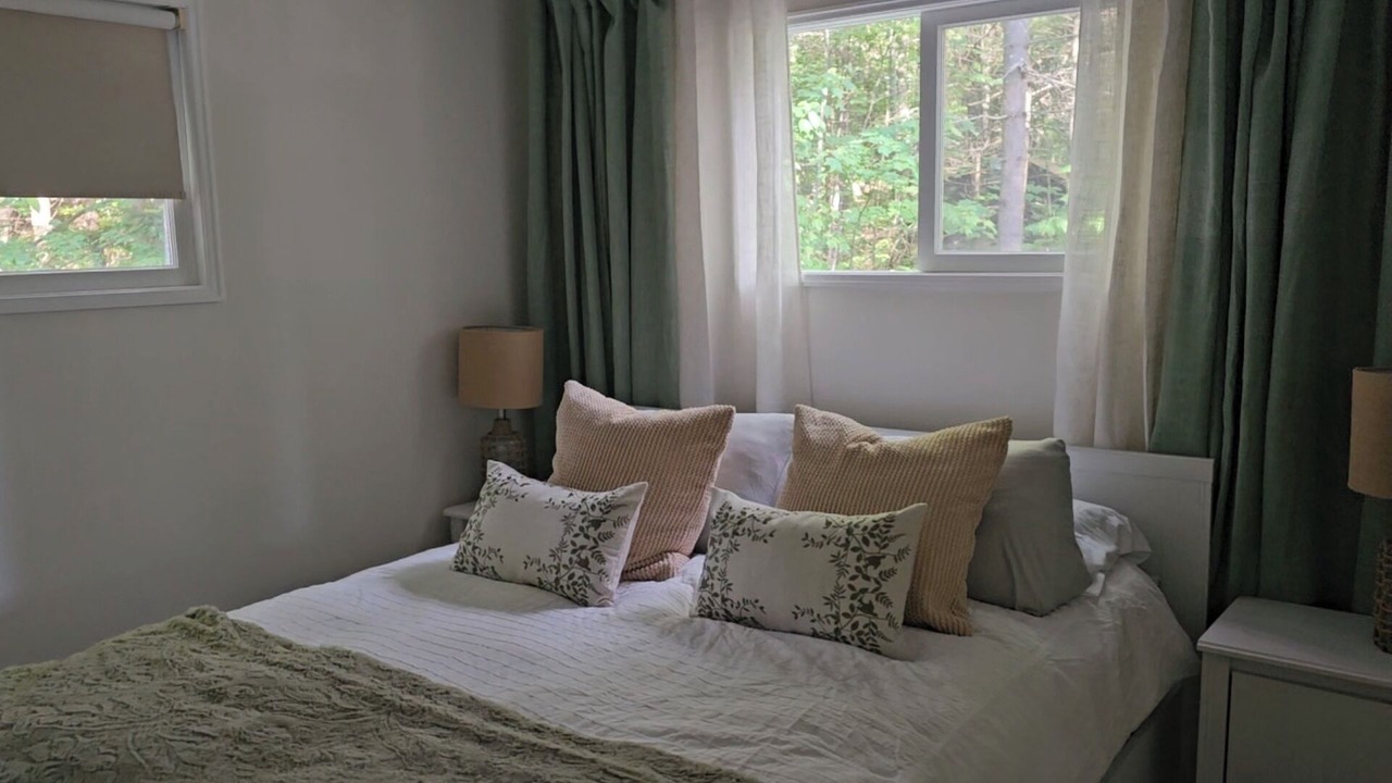 Photo of Bedroom in Georgian Bay