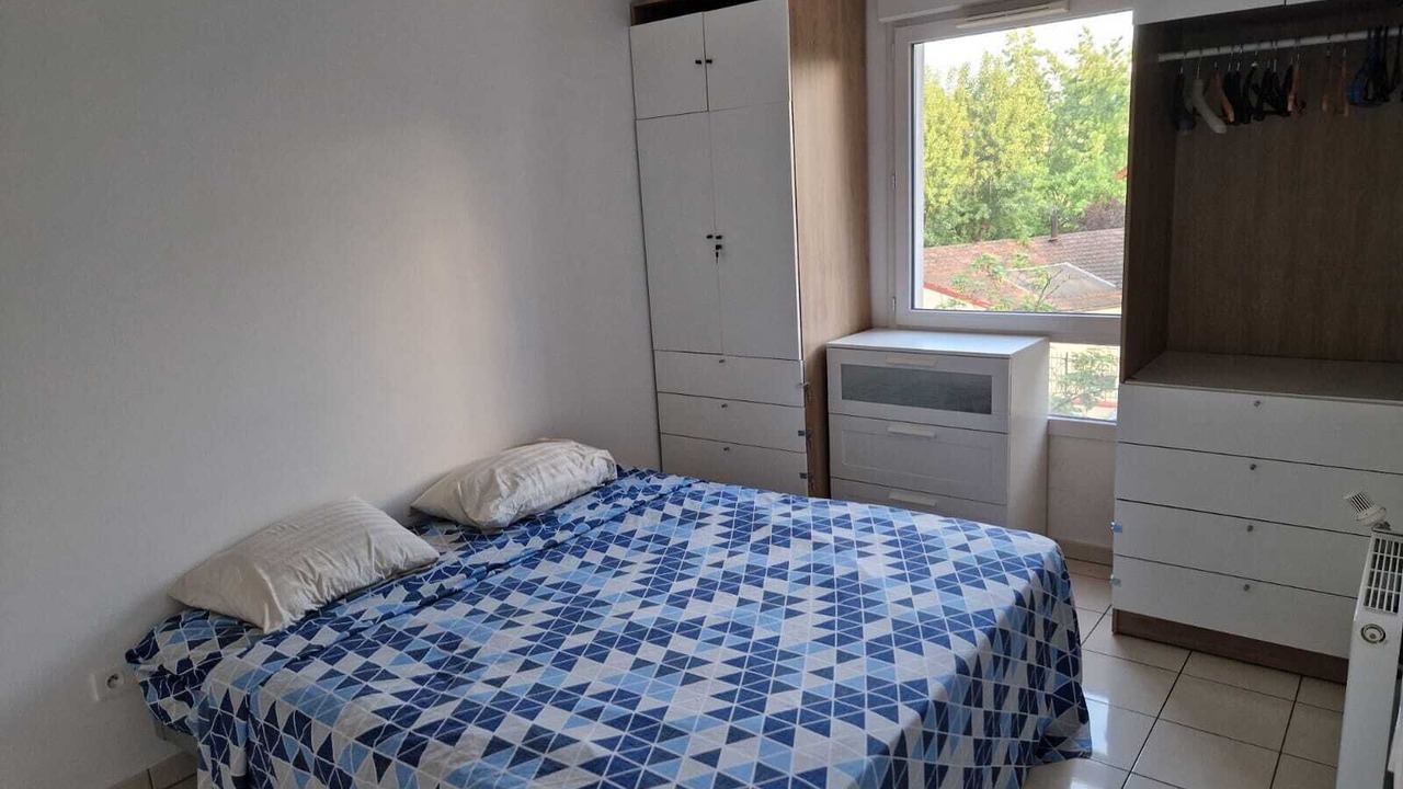 Photo of Bedroom in Le Bourget